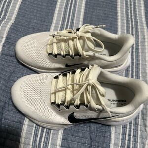 Women’s nike Pegasus Running Shoes